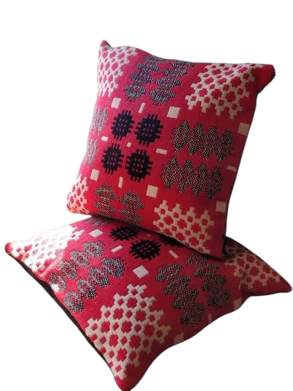 Handmade Welsh Woven Tapestry Design Blanket Pattern Cushion NEW! A Rich Red 🏴󠁧󠁢󠁷󠁬󠁳󠁿